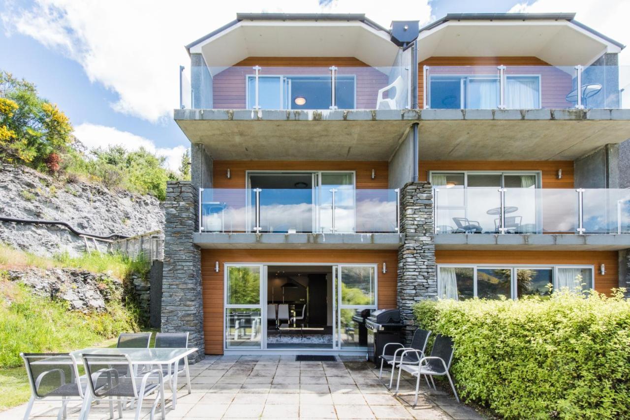Lakeside Luxury With Spa Queenstown Exterior foto